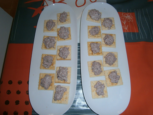 Canapé de revuelto de chipirones con alioli - Receta Fácil Paso a Paso