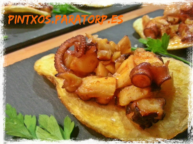 Canapés de patata y pulpo
