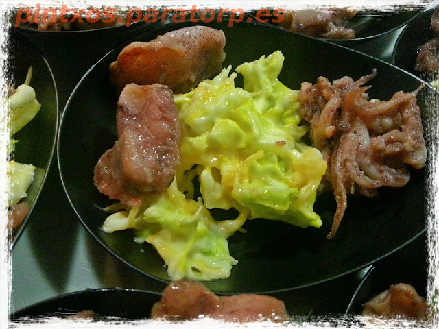 Chipirones con ensalada de lechuga con mayonesa - Receta Fácil Paso a Paso