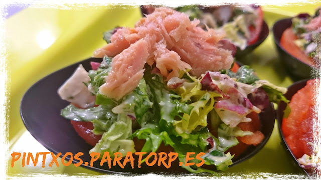 Pintxo de ensalada, tomate y bonito del norte - Receta Fácil Paso a Paso