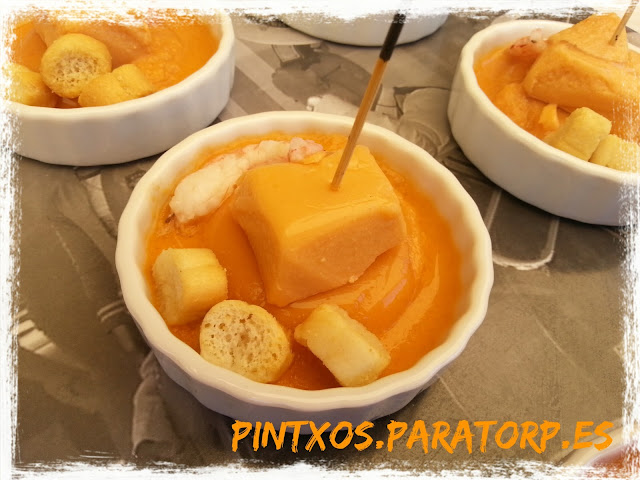 Pintxo de gelatina de gazpachos