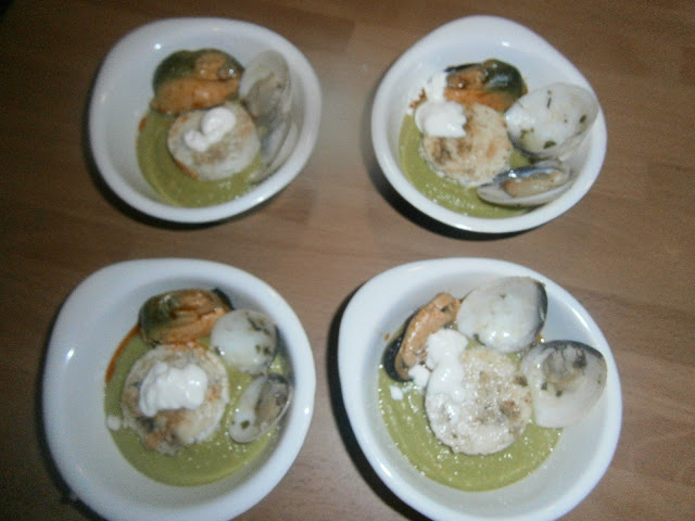 Pintxo de medallón de emperador en salsa verde con almeja y mejillón - Receta Fácil Paso a Paso