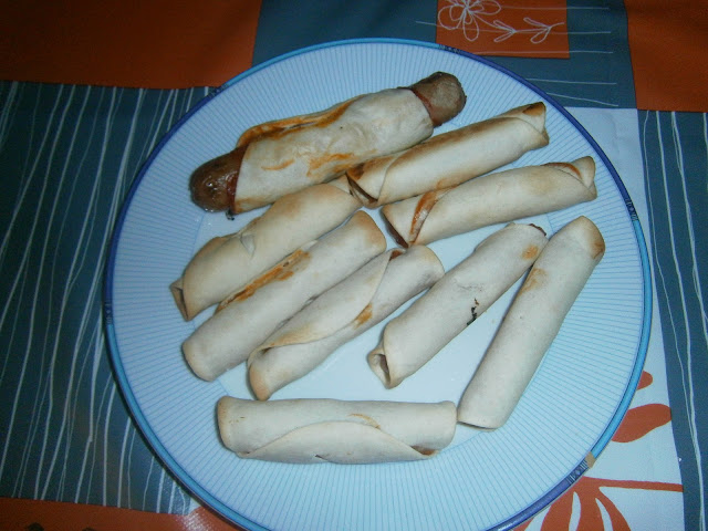 Pintxo de "perrirrollitos" calientes al horno