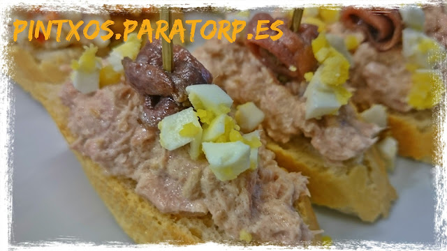 Tosta de atún con mayonesa y anchoa - Receta Fácil Paso a Paso
