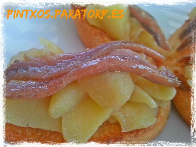 Tosta de manzana y anchoa - Receta Fácil Paso a Paso
