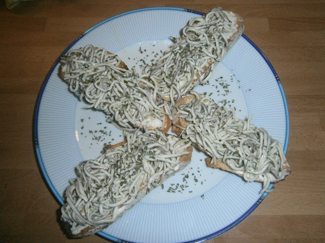 Tostas de gulas - Receta Fácil Paso a Paso